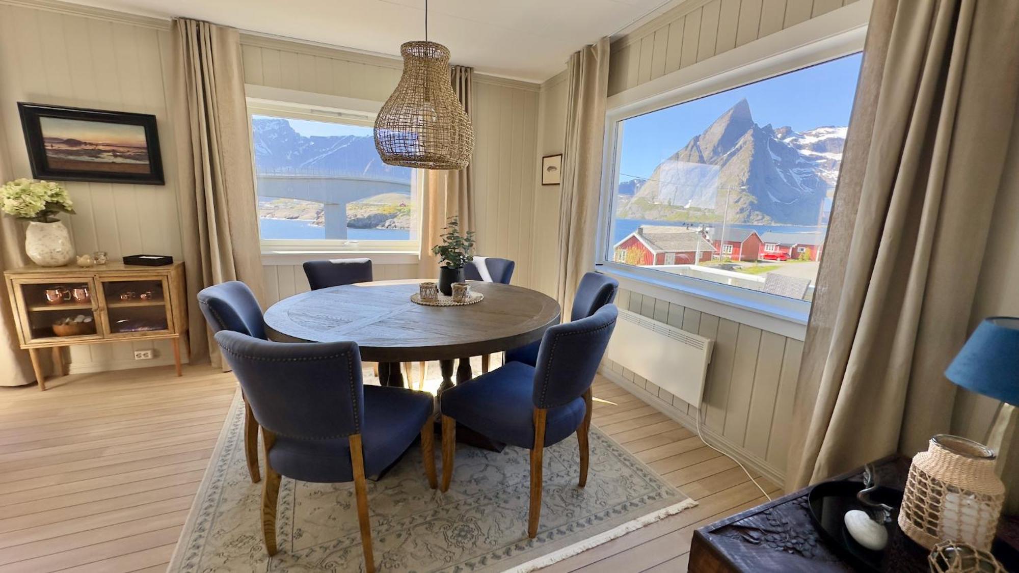 Hamnoya Bridge Panorama Holiday home Reine
